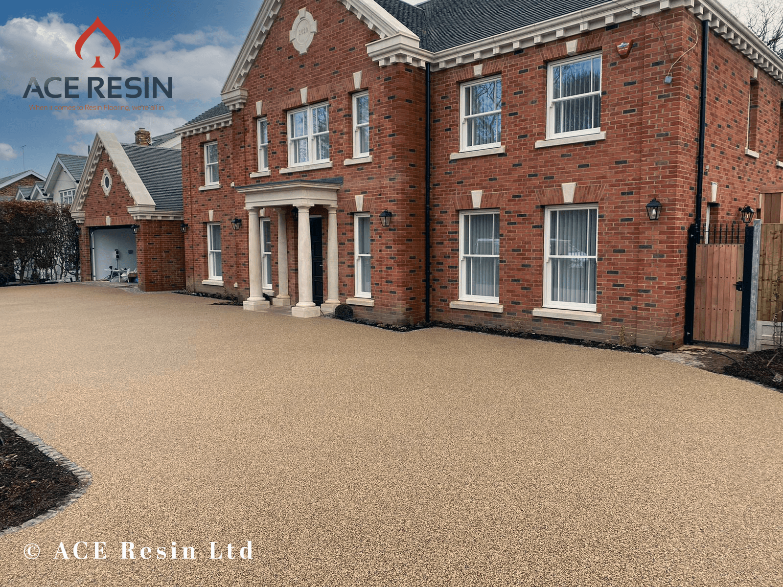 Richmon-House-GoldenQ